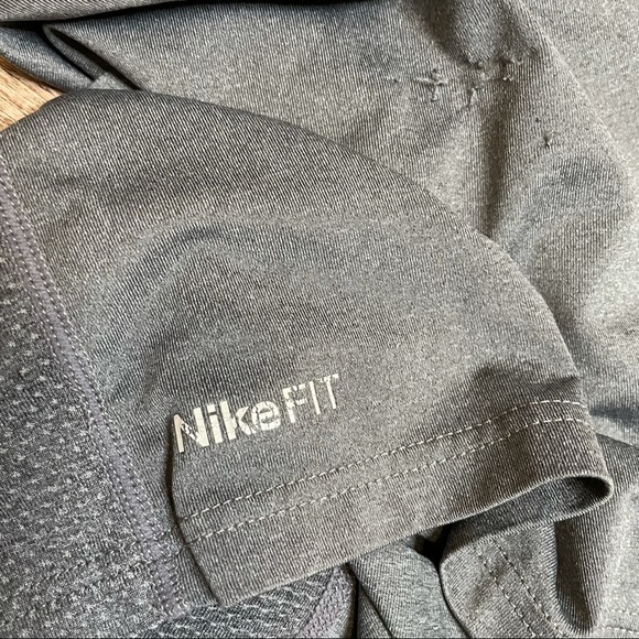 Nike Pro Grey T-shirt Nike Fit - Picture 6 of 6